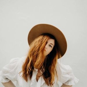 Meet your Posher, Kaley